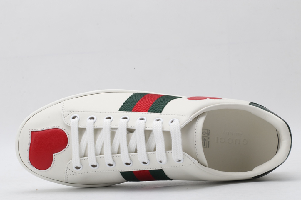 Women s Ace embroidered sneaker